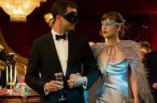 五十度黑在线观看完整版,揭秘电影完整版在线观看背后的故事  第1张